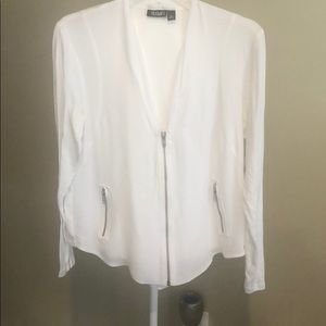 Women’s long sleeve shirt.